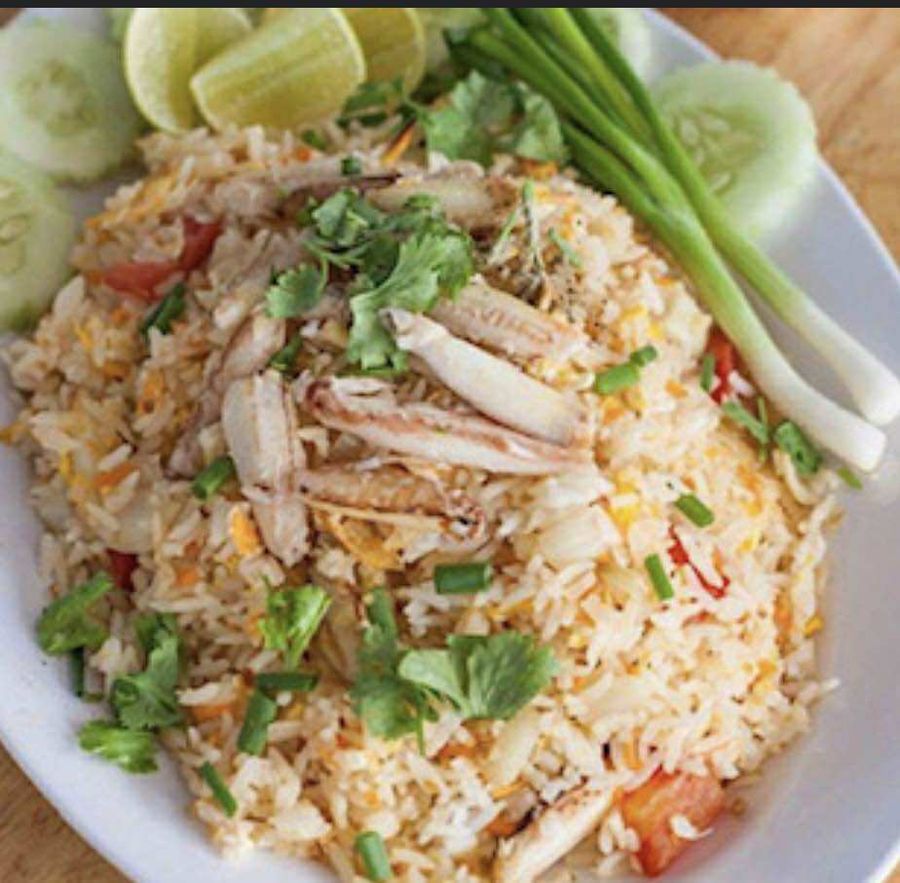 Thai fried rice with spring onion